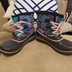 Sorel girls boots